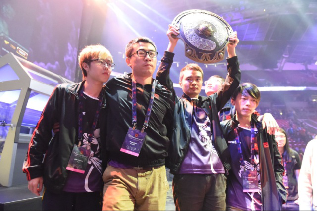 LPL第一赛段最数据：369拿下最高场均对位经济差，Elk最高分均补刀