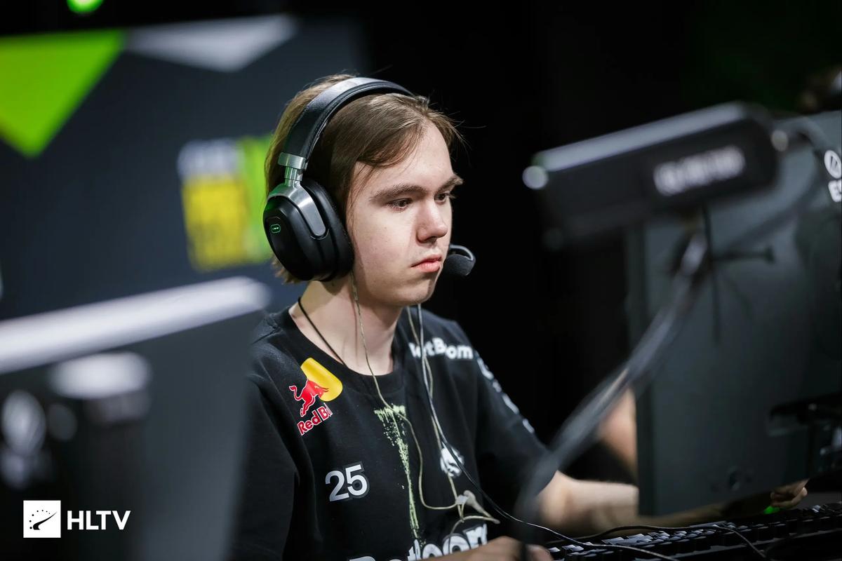 Rekkles终于离开FNC，下家是G2还是LPL战队？